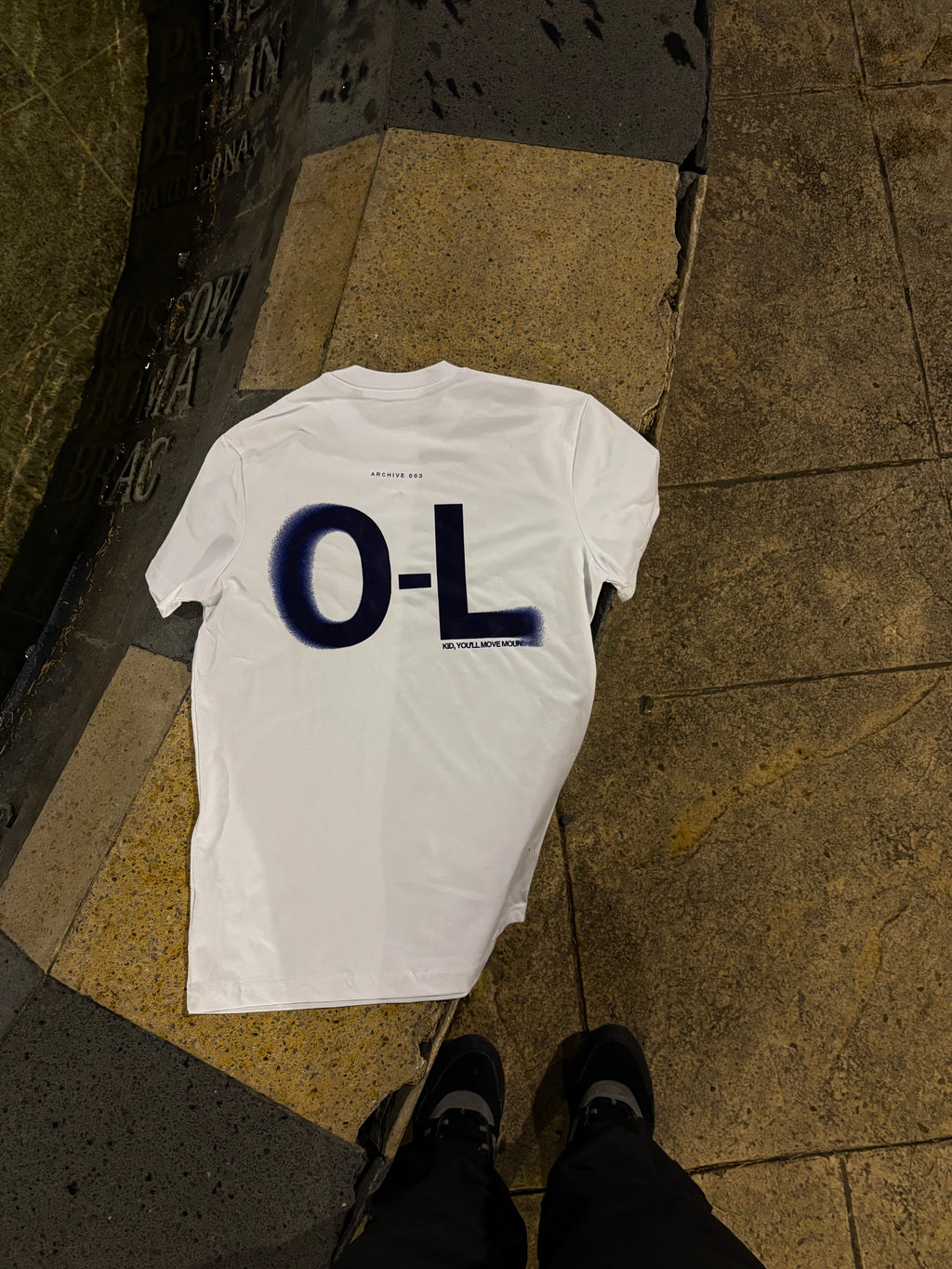 T-SHIRT - 0 LIMITES